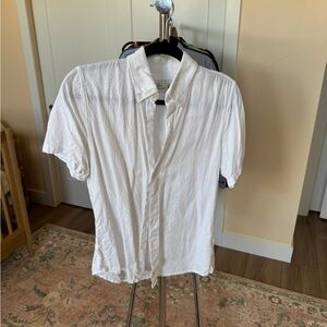 Abercrombie & Fitch White Short-Sleeve Button-Down Shirt